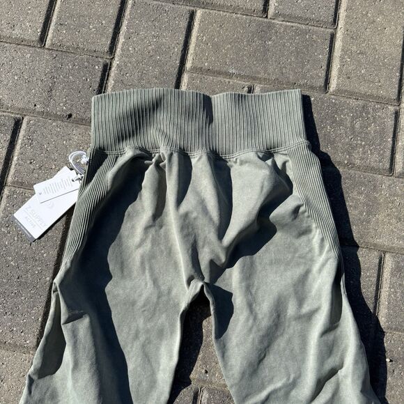 Z Supply Active Leggings Nylon Spandex Moisture Wicking Quick Dry NWT $79 M/L - Picture 3 of 11